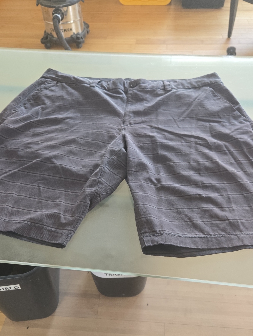 Hang Ten Men's Dark Gray Striped Flat-Front Shorts
